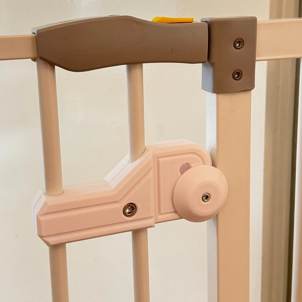 Zusatzverriegelung für Hauck Schutzgitter – Kindersicherung, 3D-gedruckt, farbig kombinierbar —NUR FÜR HAUCK—